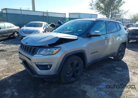 2019 Jeep Compass Altitude Fwd z USA, uszkodzony, nr VIN 3C4NJCBB6KT755890